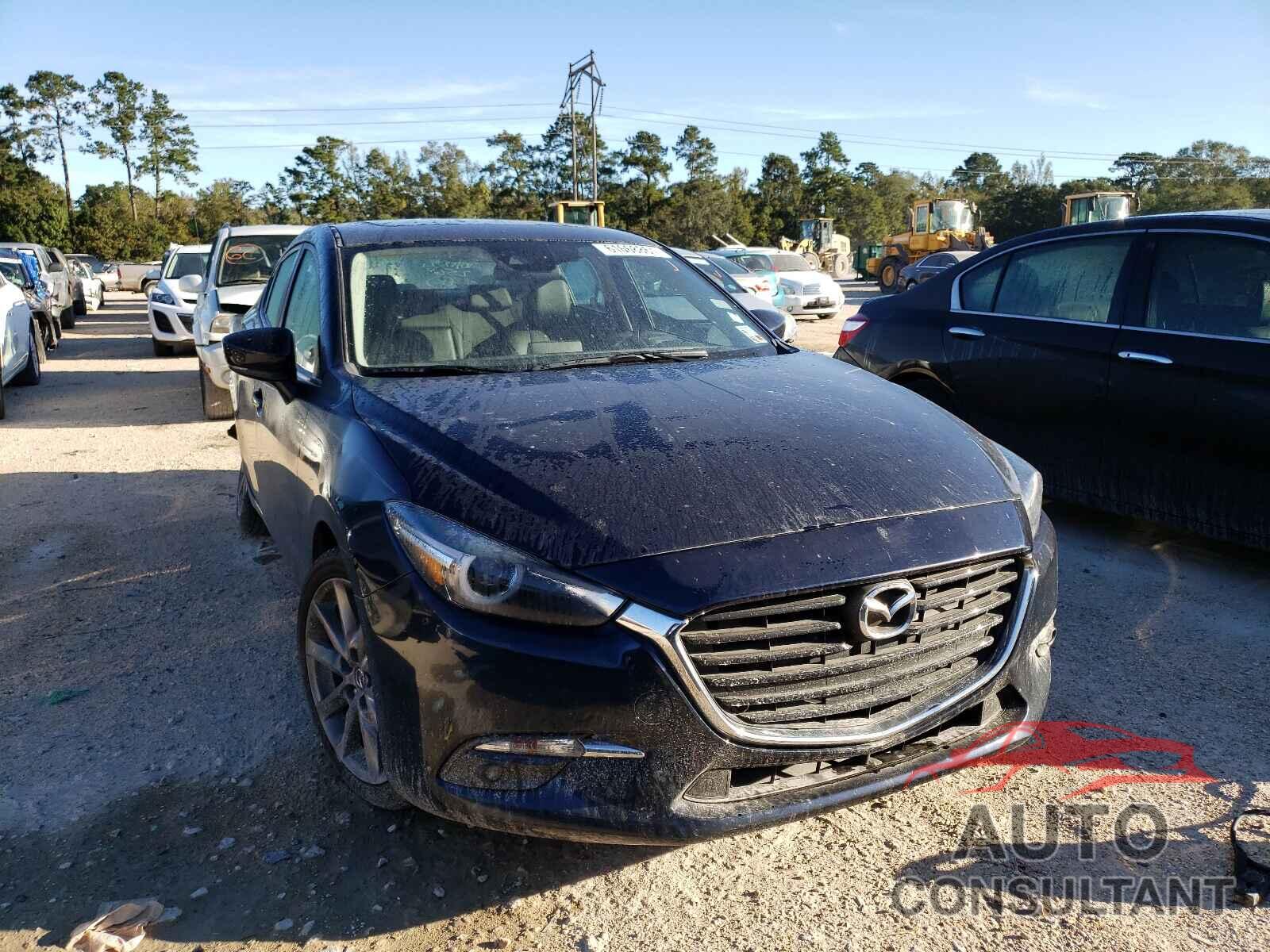 MAZDA 3 2018 - 3MZBN1W32JM162564