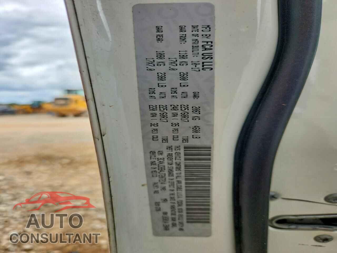 JEEP COMPASS 2018 - 3C4NJDBB4JT207214