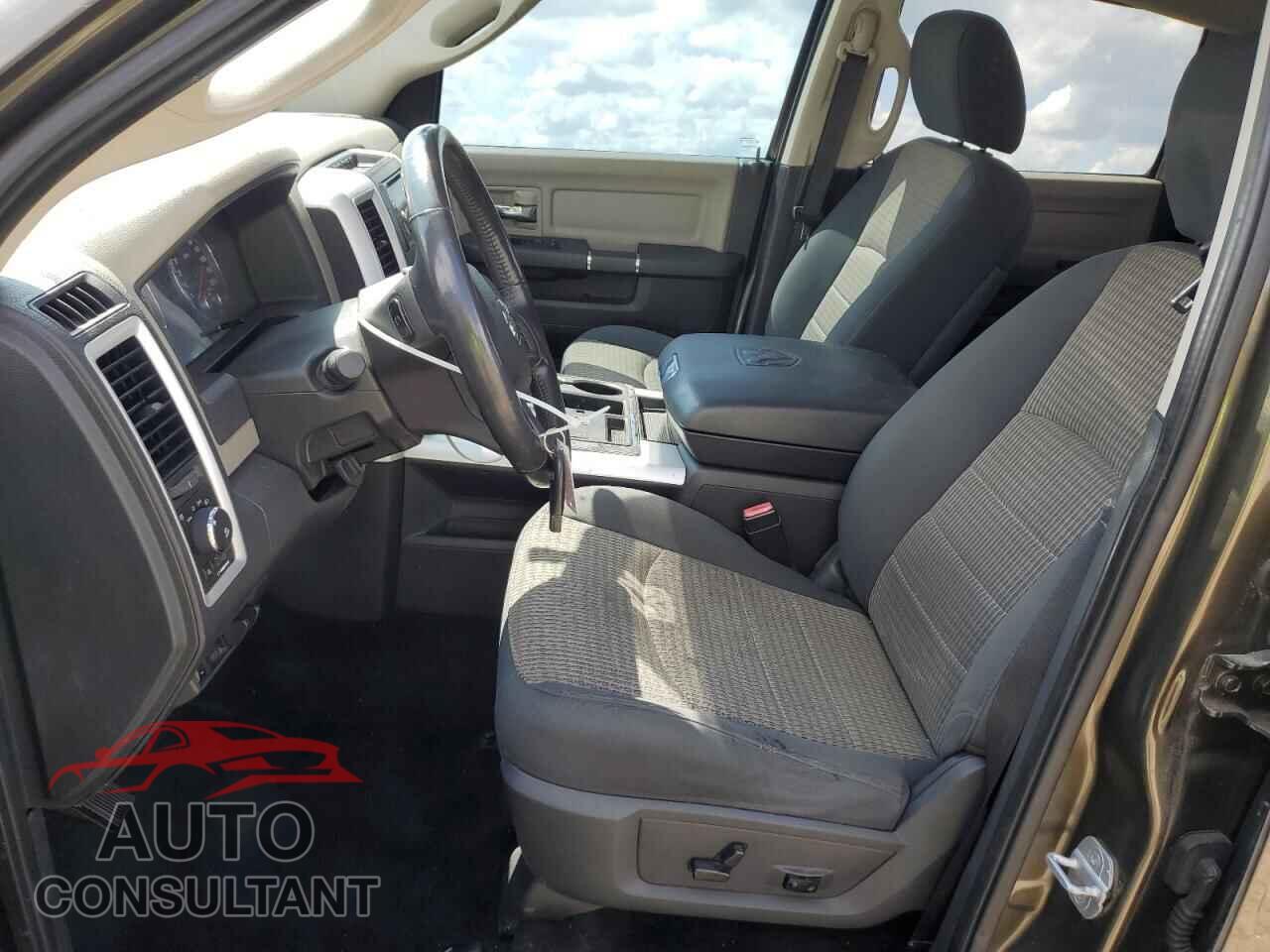 DODGE RAM 1500 2012 - 1C6RD7LT0CS329744