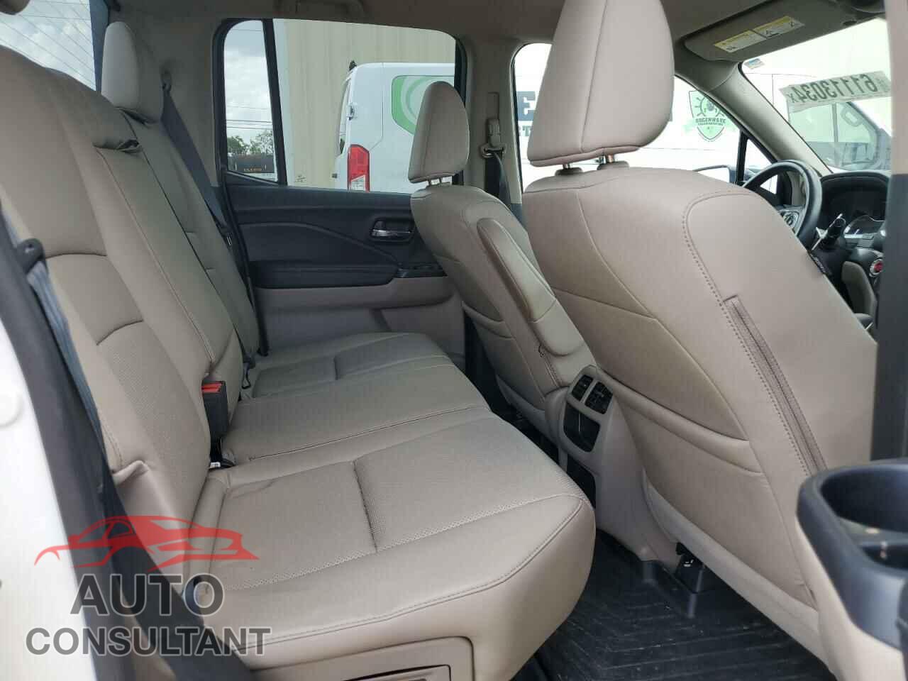HONDA RIDGELINE 2017 - 5FPYK2F64HB005713
