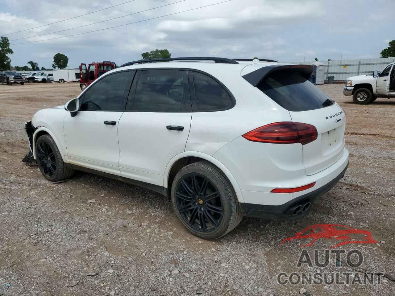 PORSCHE CAYENNE 2017 - WP1AA2A22HKA92370