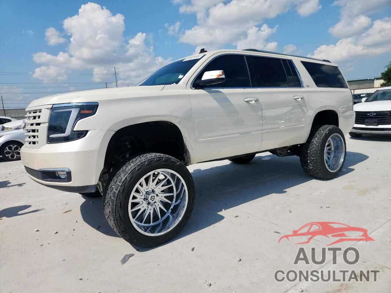 CHEVROLET SUBURBAN 2015 - 1GNSCKKC9FR133435