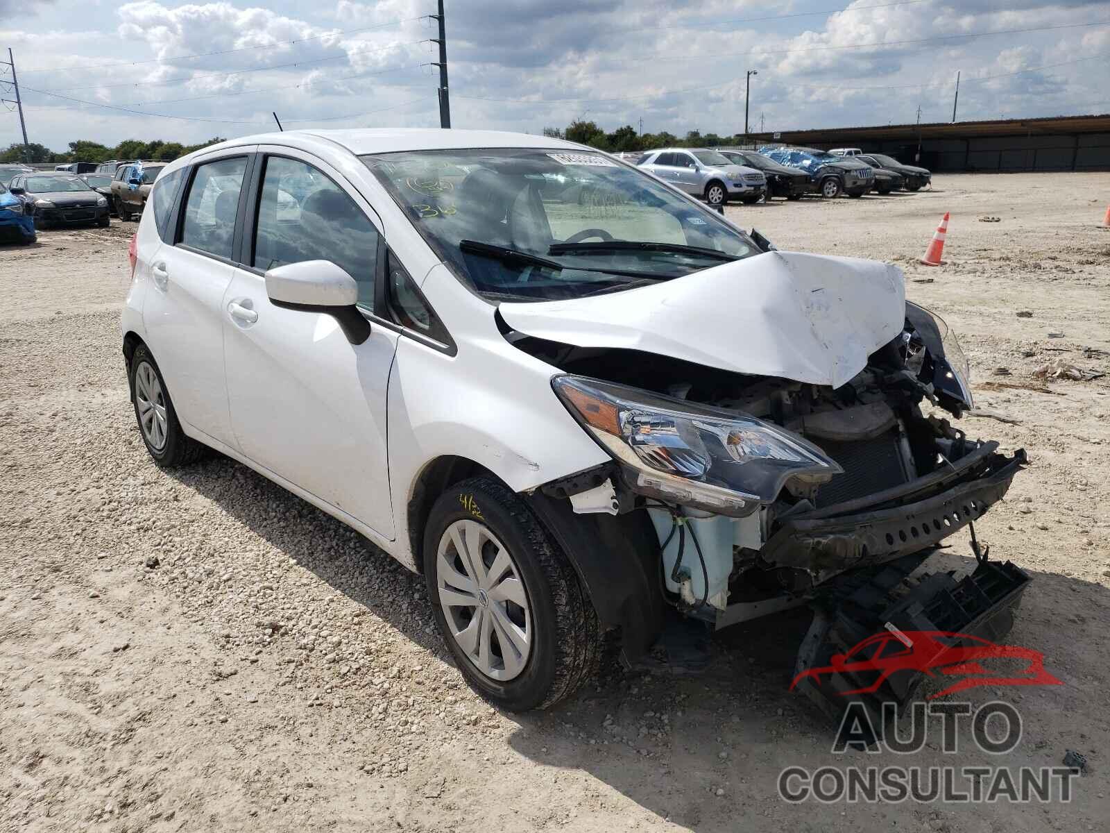 NISSAN VERSA 2018 - 3N1CE2CP8JL364211
