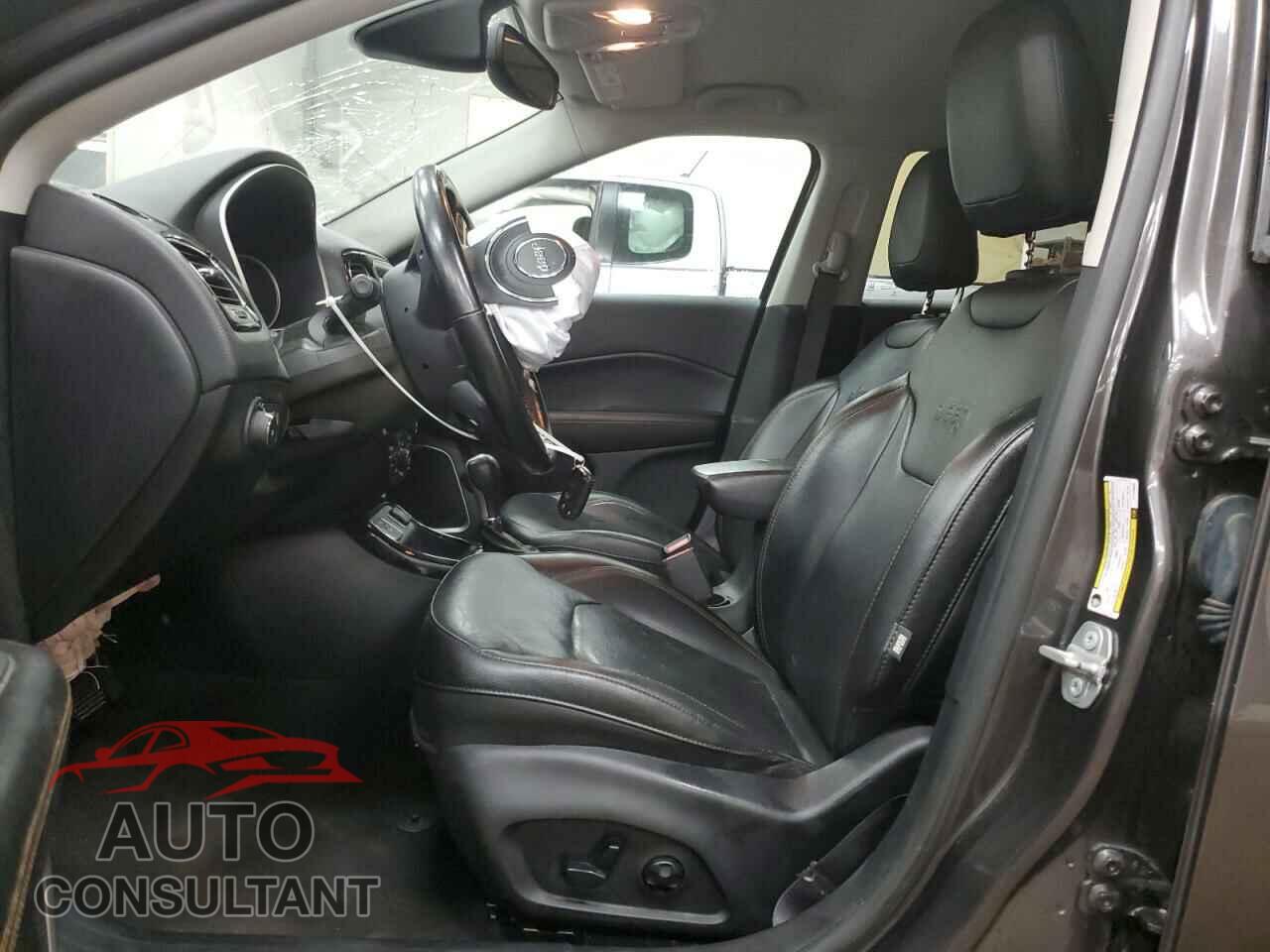 JEEP COMPASS 2020 - 3C4NJCCB4LT179846