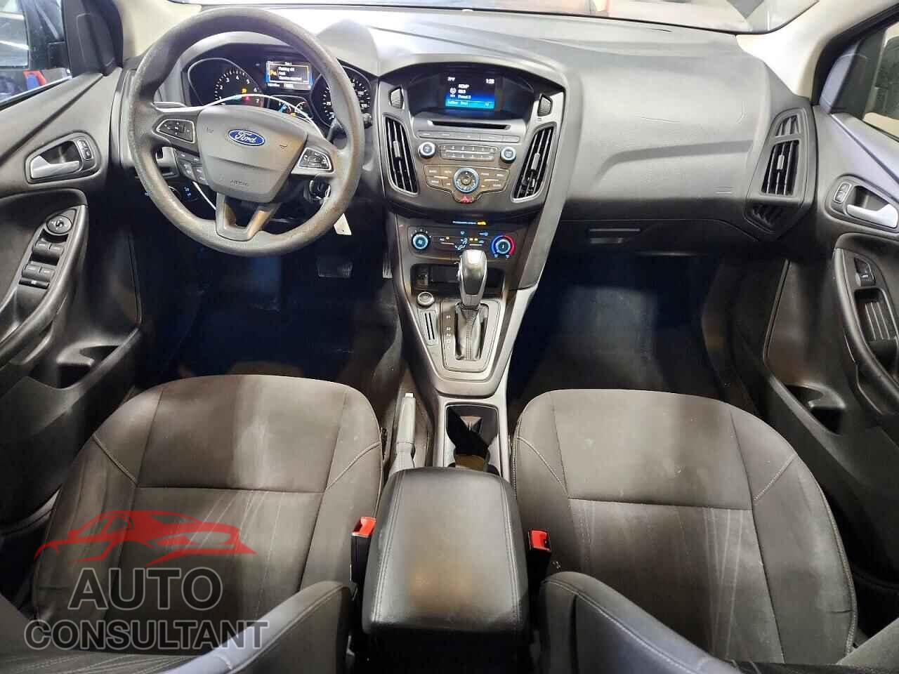 FORD FOCUS 2015 - 1FADP3K20FL343773