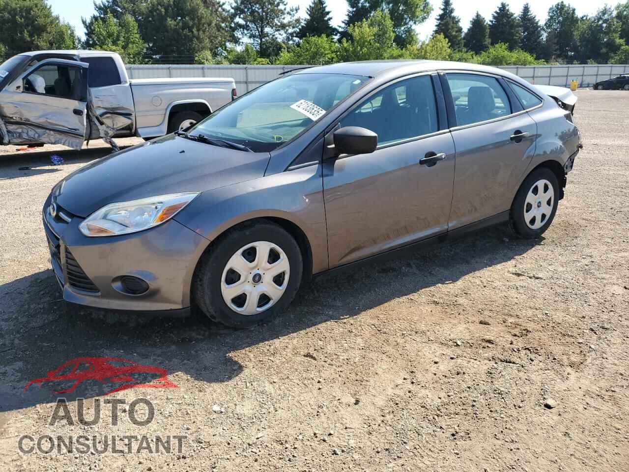 FORD FOCUS 2013 - 1FADP3E2XDL350139