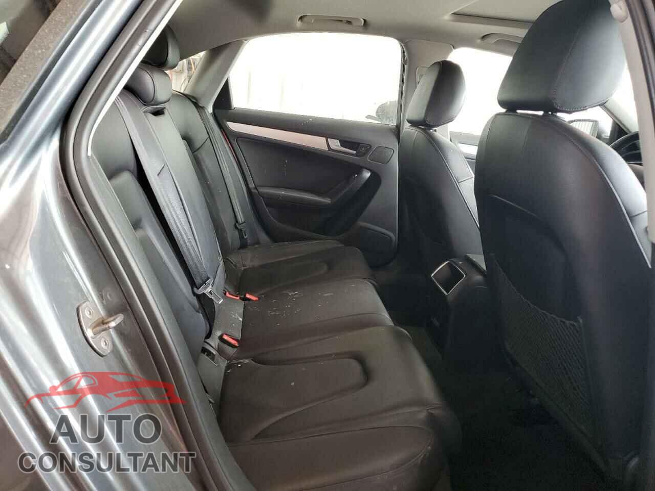 AUDI A4 2013 - WAUDFAFLXDN031009