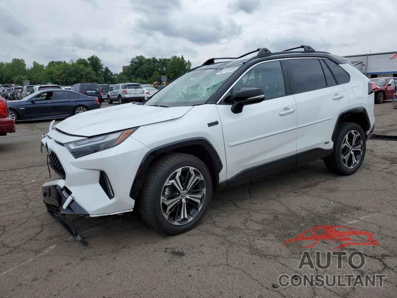 TOYOTA RAV4 2023 - JTMEB3FV6PD152498