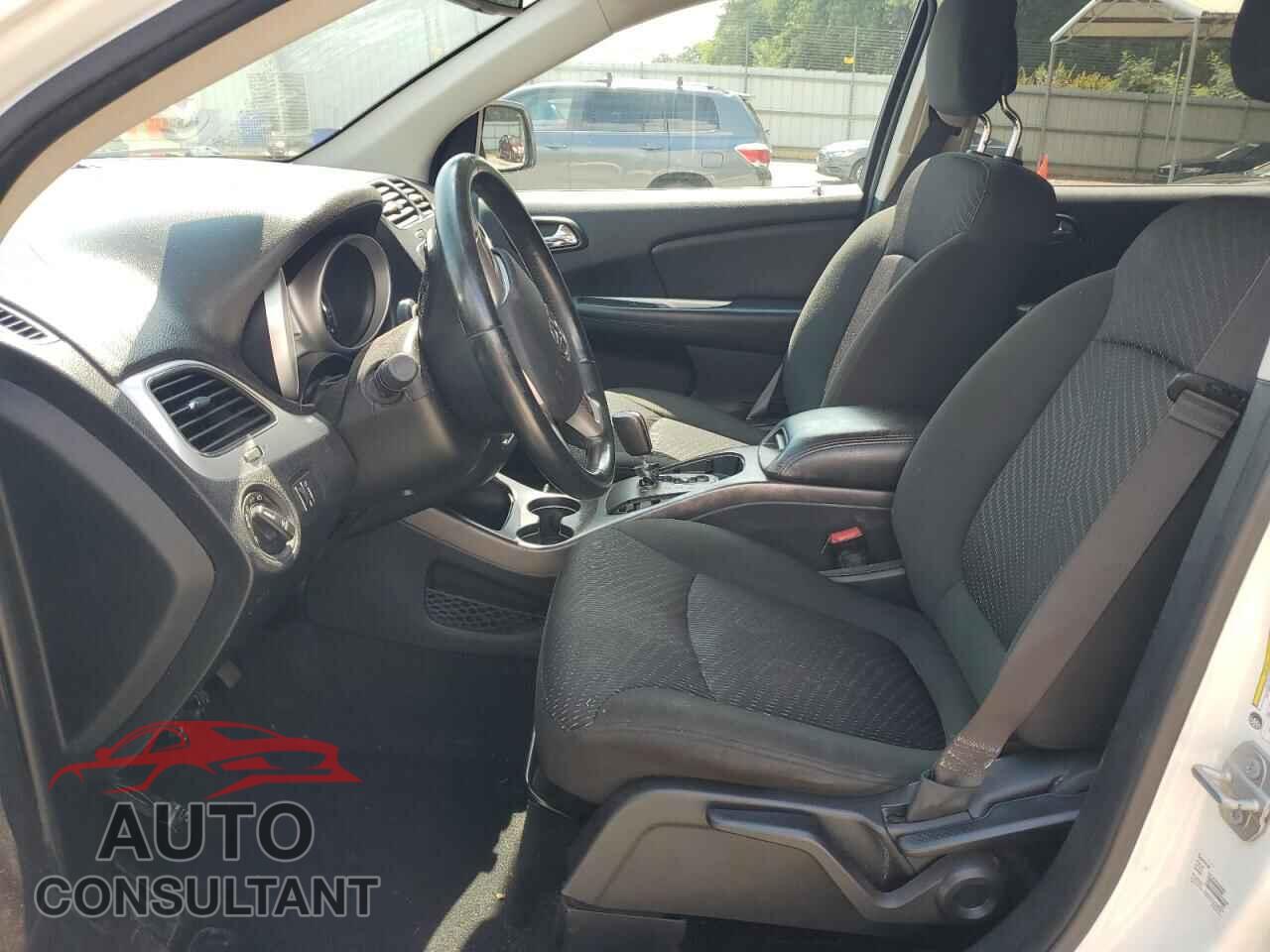 DODGE JOURNEY 2019 - 3C4PDCBB1KT852589