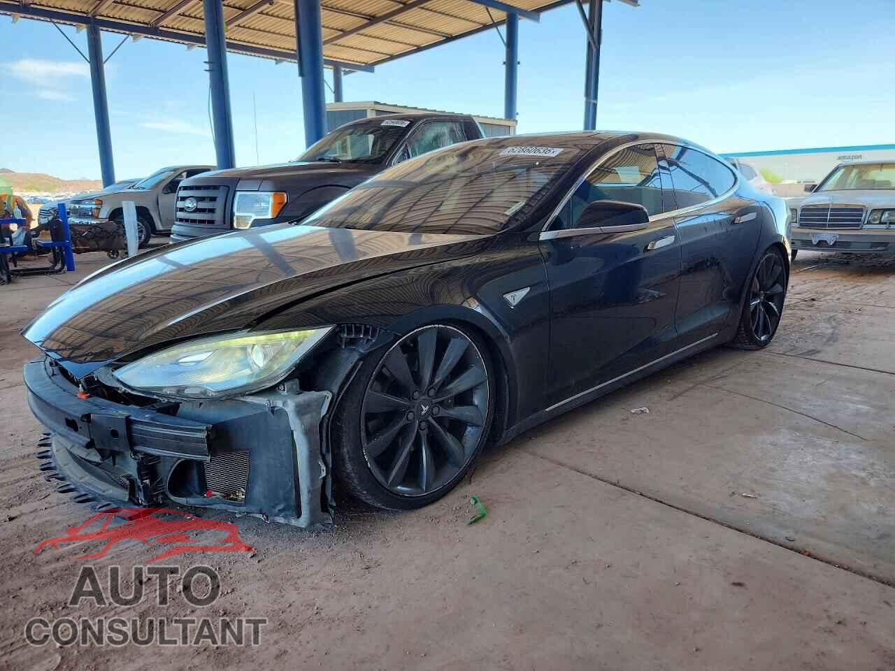 TESLA MODEL S 2013 - 5YJSA1DP0DFP15418