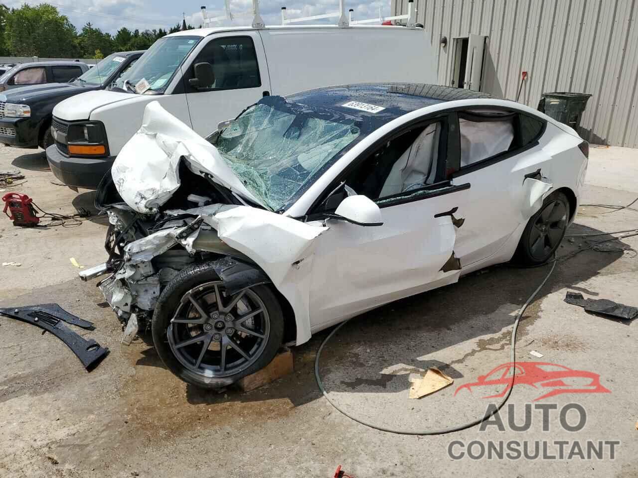 TESLA MODEL 3 2023 - 5YJ3E1EB7PF608267