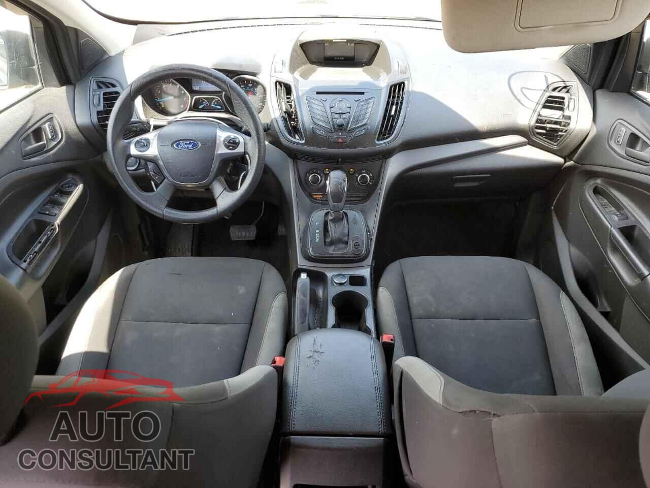 FORD ESCAPE 2016 - 1FMCU0F77GUA92017