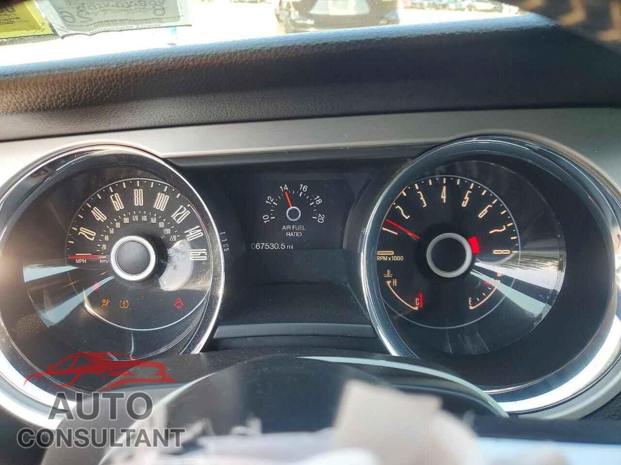 FORD MUSTANG 2014 - 1ZVBP8EM8E5208195