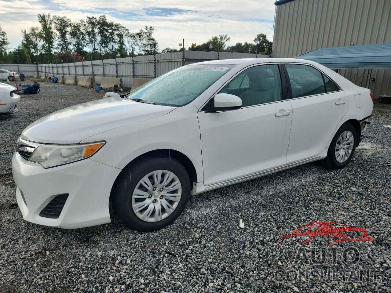 TOYOTA CAMRY 2014 - 4T4BF1FK6ER407229
