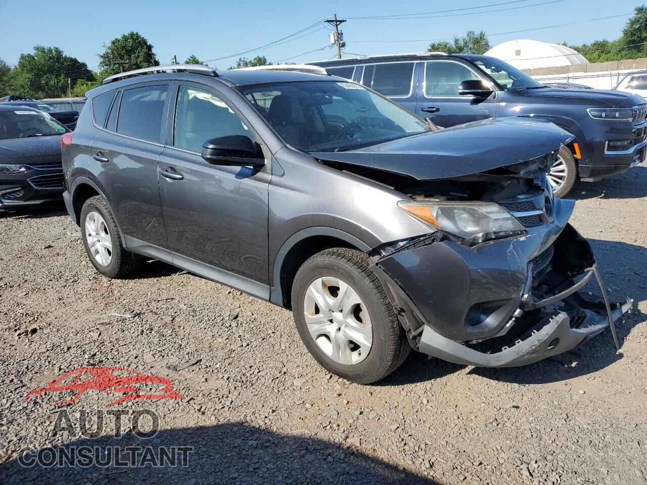 TOYOTA RAV4 2015 - JTMBFREV3FD120327