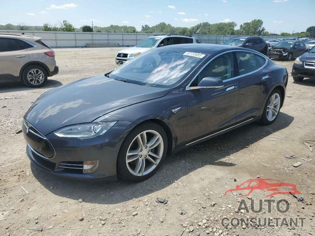 TESLA MODEL S 2015 - 5YJSA1S29FF096800
