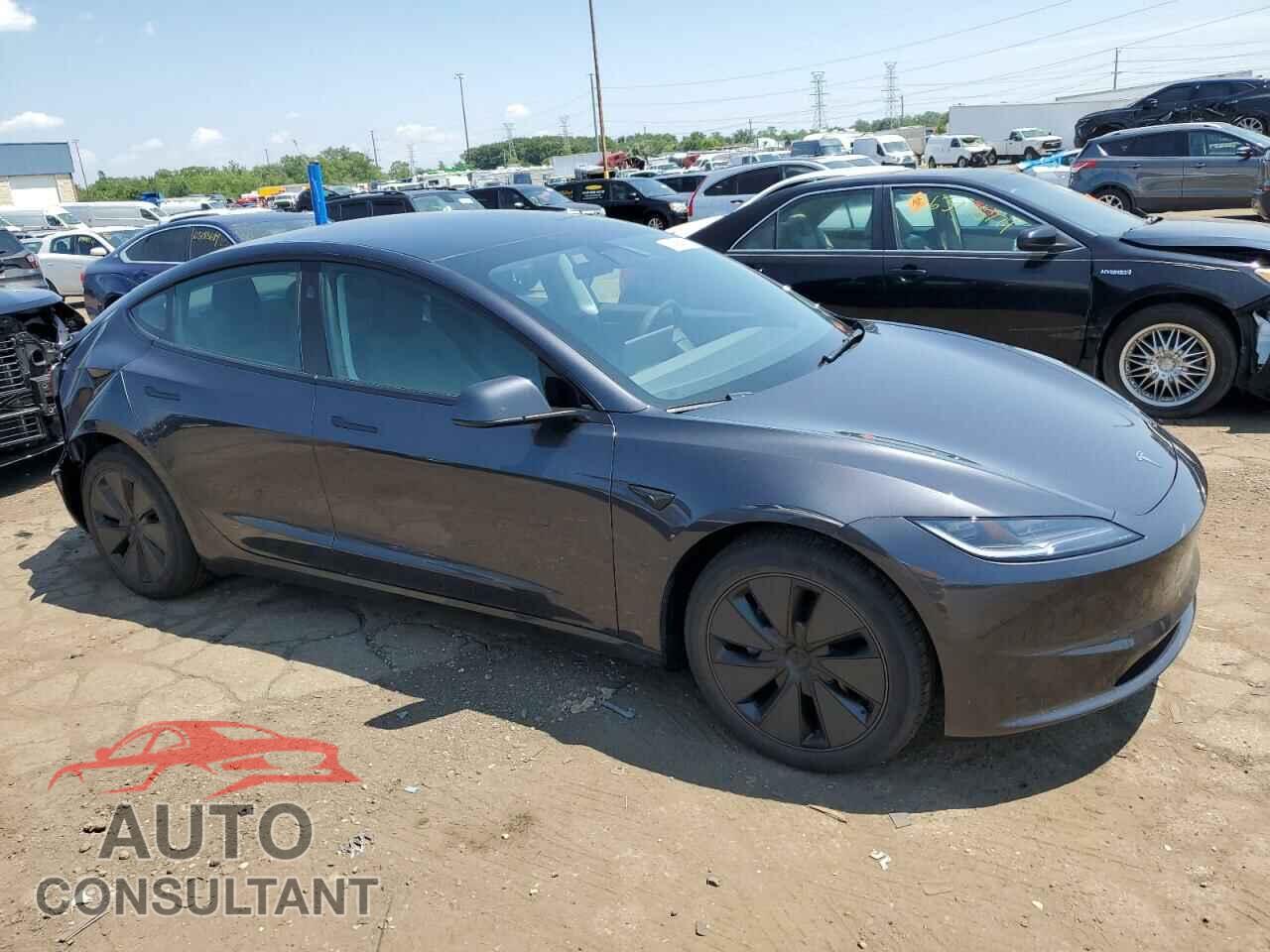 TESLA MODEL 3 2024 - 5YJ3E1EA8RF758219