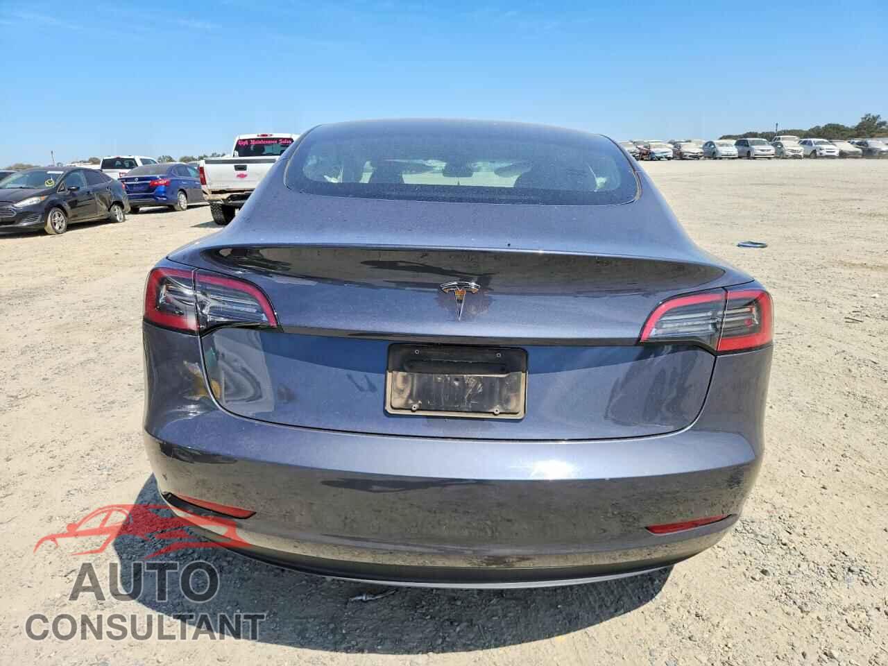 TESLA MODEL 3 2023 - 5YJ3E1EA2PF711538