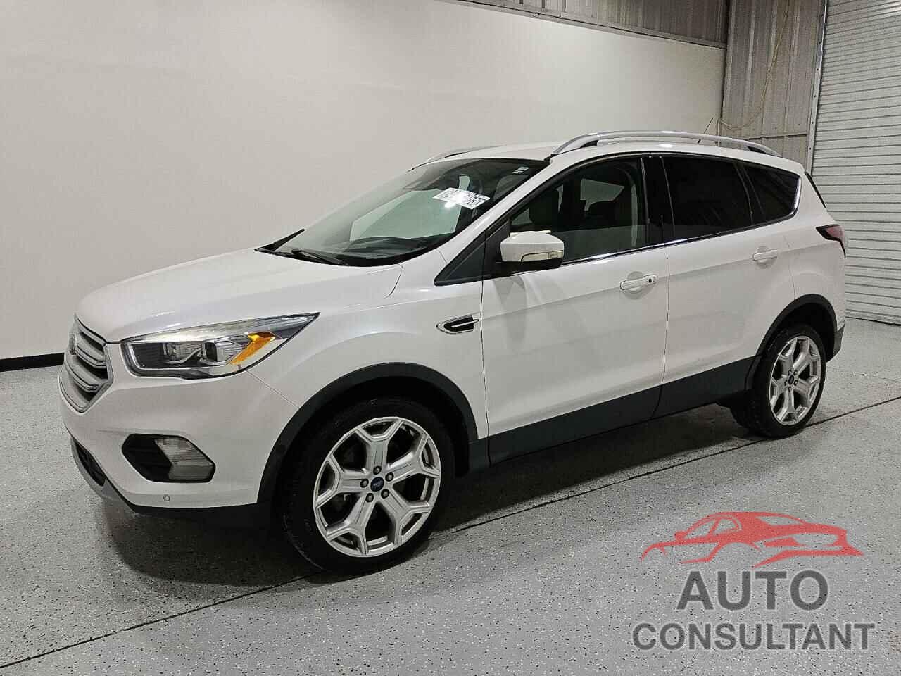 FORD ESCAPE 2018 - 1FMCU9J90JUC67390
