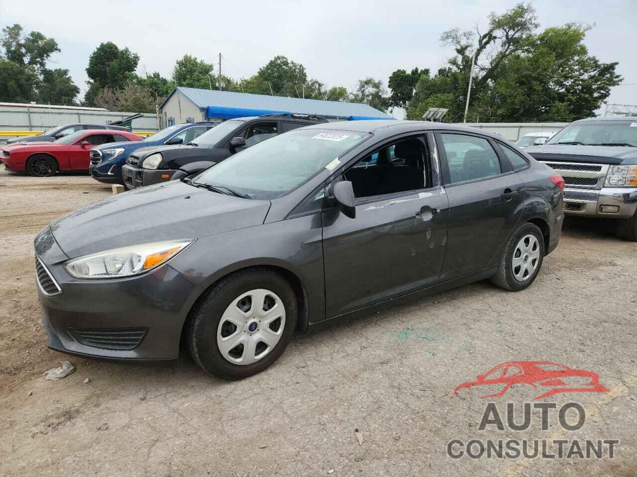 FORD FOCUS 2015 - 1FADP3E22FL368721