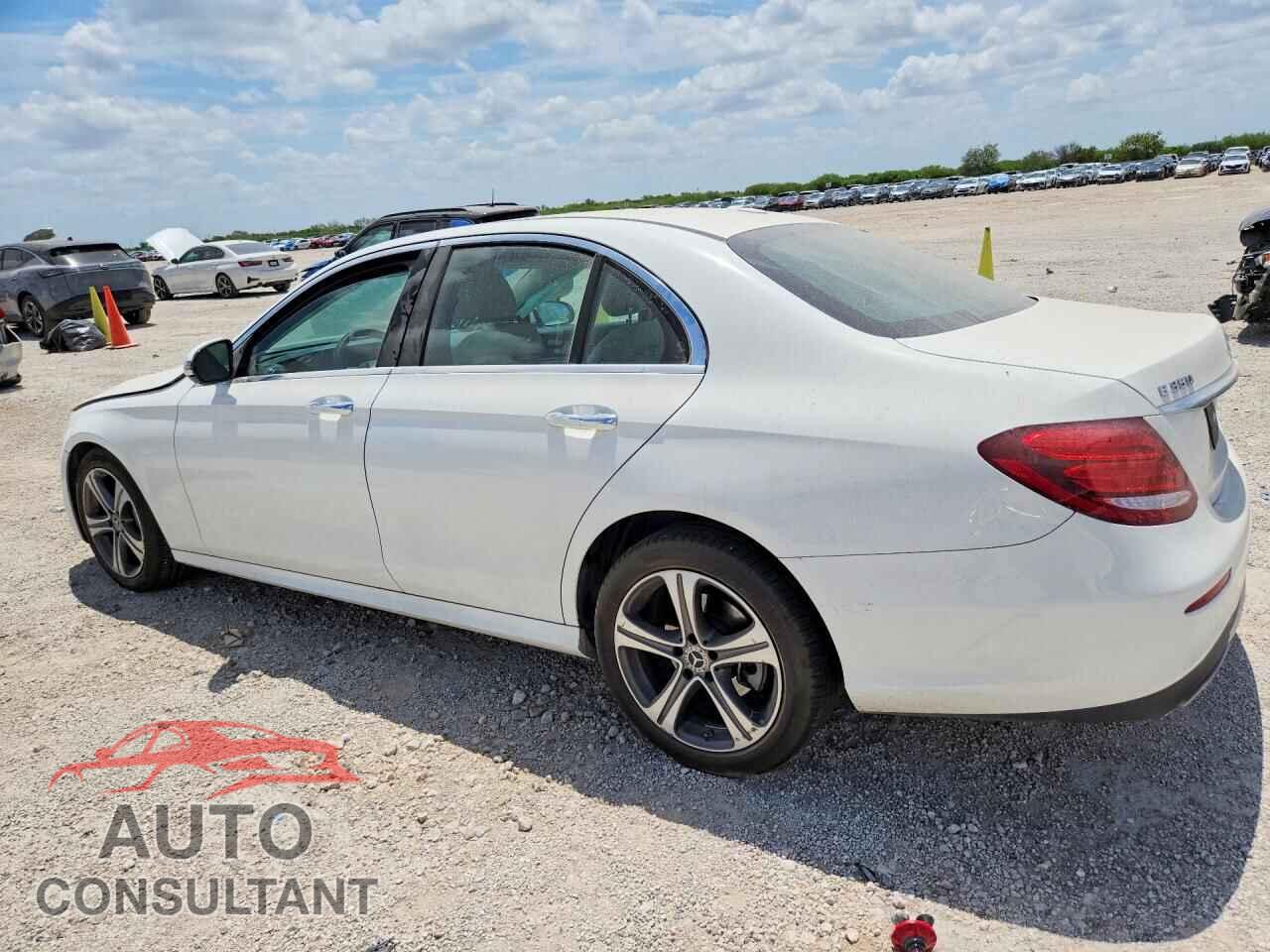 MERCEDES-BENZ E-CLASS 2020 - W1KZF8DB5LA759635