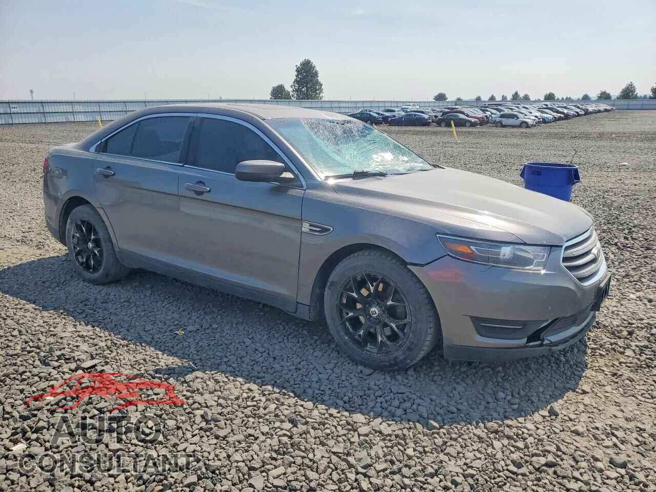 FORD TAURUS 2013 - 1FAHP2E97DG209644