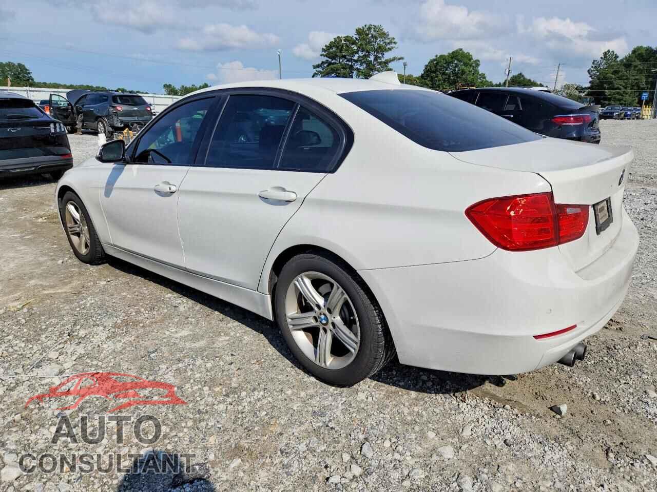 BMW 3 SERIES 2015 - WBA3A5C52FF607180