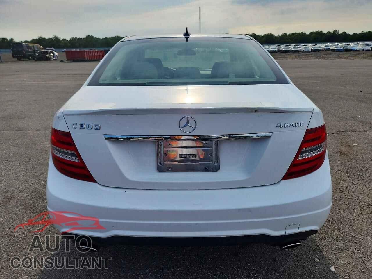MERCEDES-BENZ C-CLASS 2014 - WDDGF8ABXEA958064