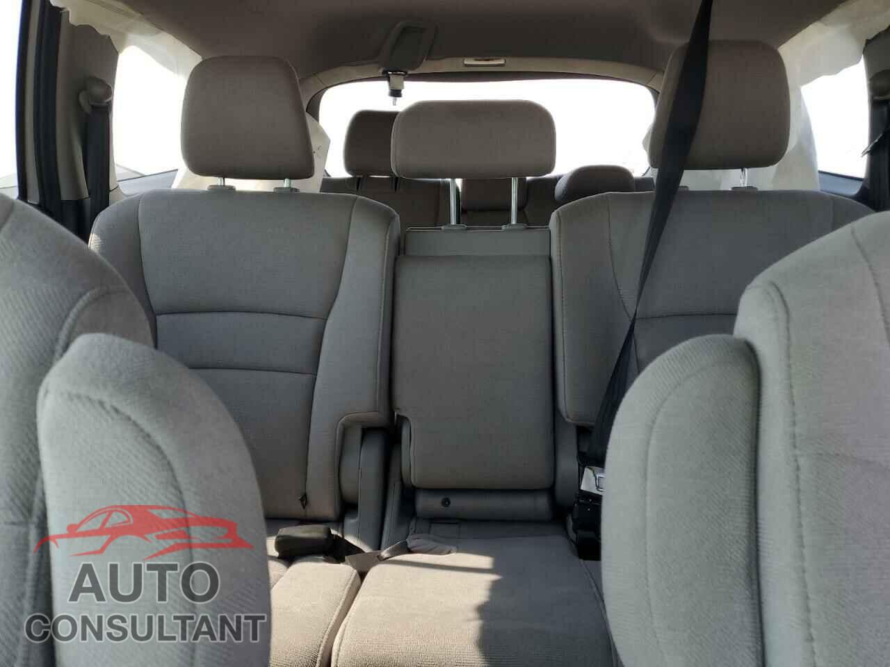 HONDA PILOT 2019 - 5FNYF6H31KB100762