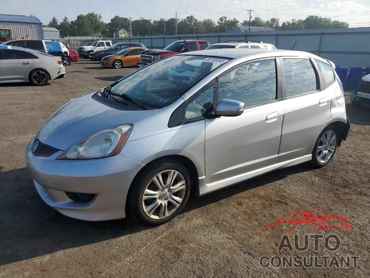 HONDA FIT 2011 - JHMGE8H5XBC015149