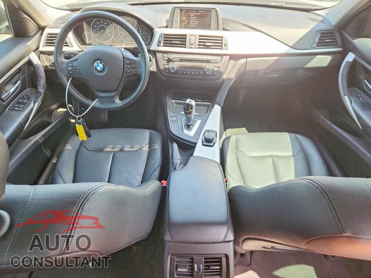 BMW 3 SERIES 2013 - WBA3A5C50DF601830