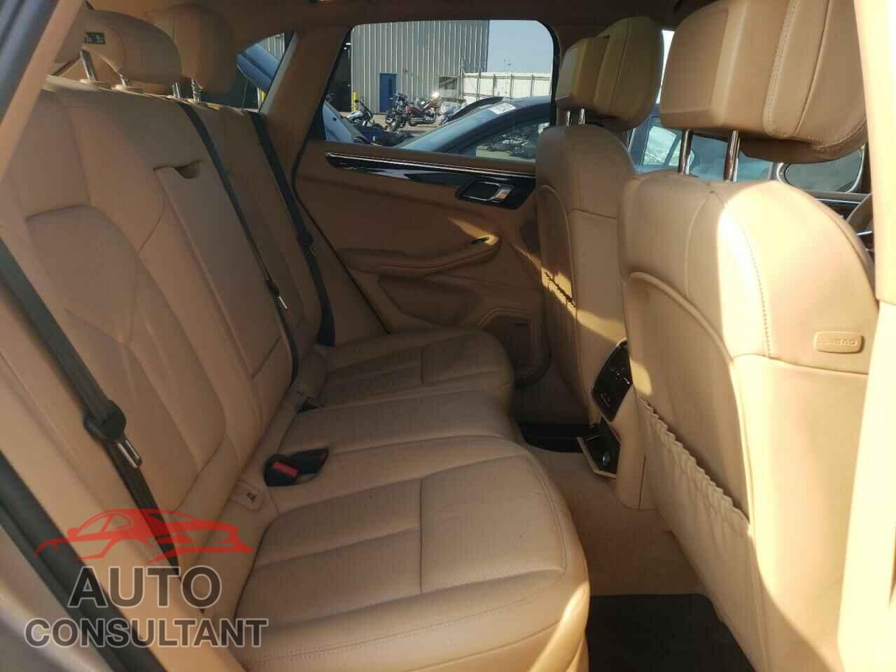 PORSCHE MACAN 2016 - WP1AB2A52GLB41096