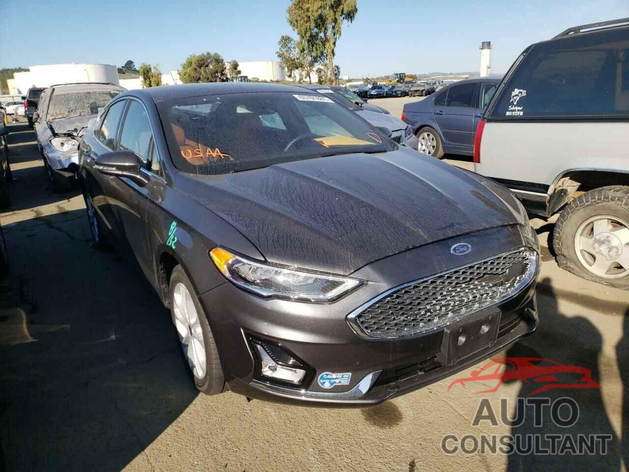 FORD FUSION 2020 - 3FA6P0SU3LR225609