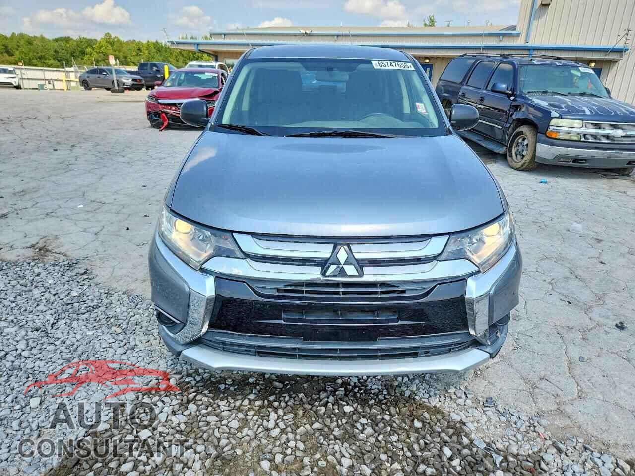 MITSUBISHI OUTLANDER 2017 - JA4AD2A31HZ013189