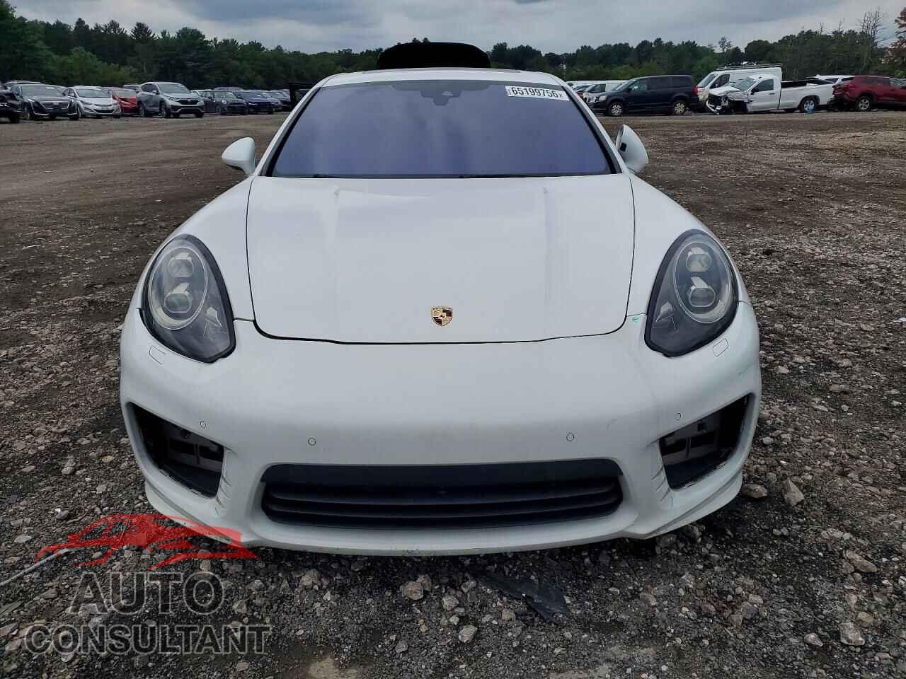 PORSCHE PANAMERA 2015 - WP0AF2A73FL080802