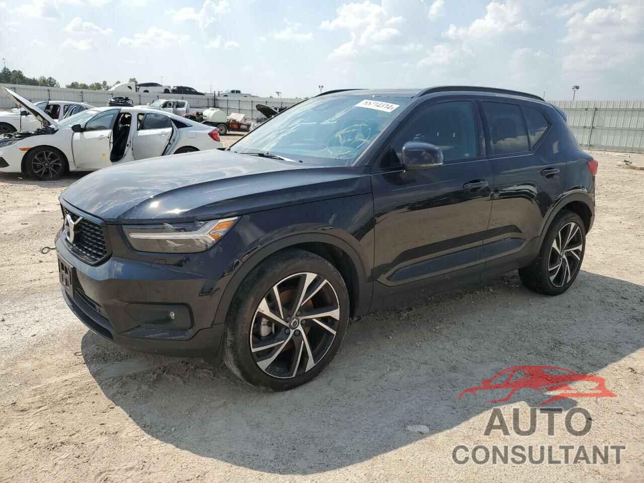 VOLVO XC40 2021 - YV4162UM4M2493829