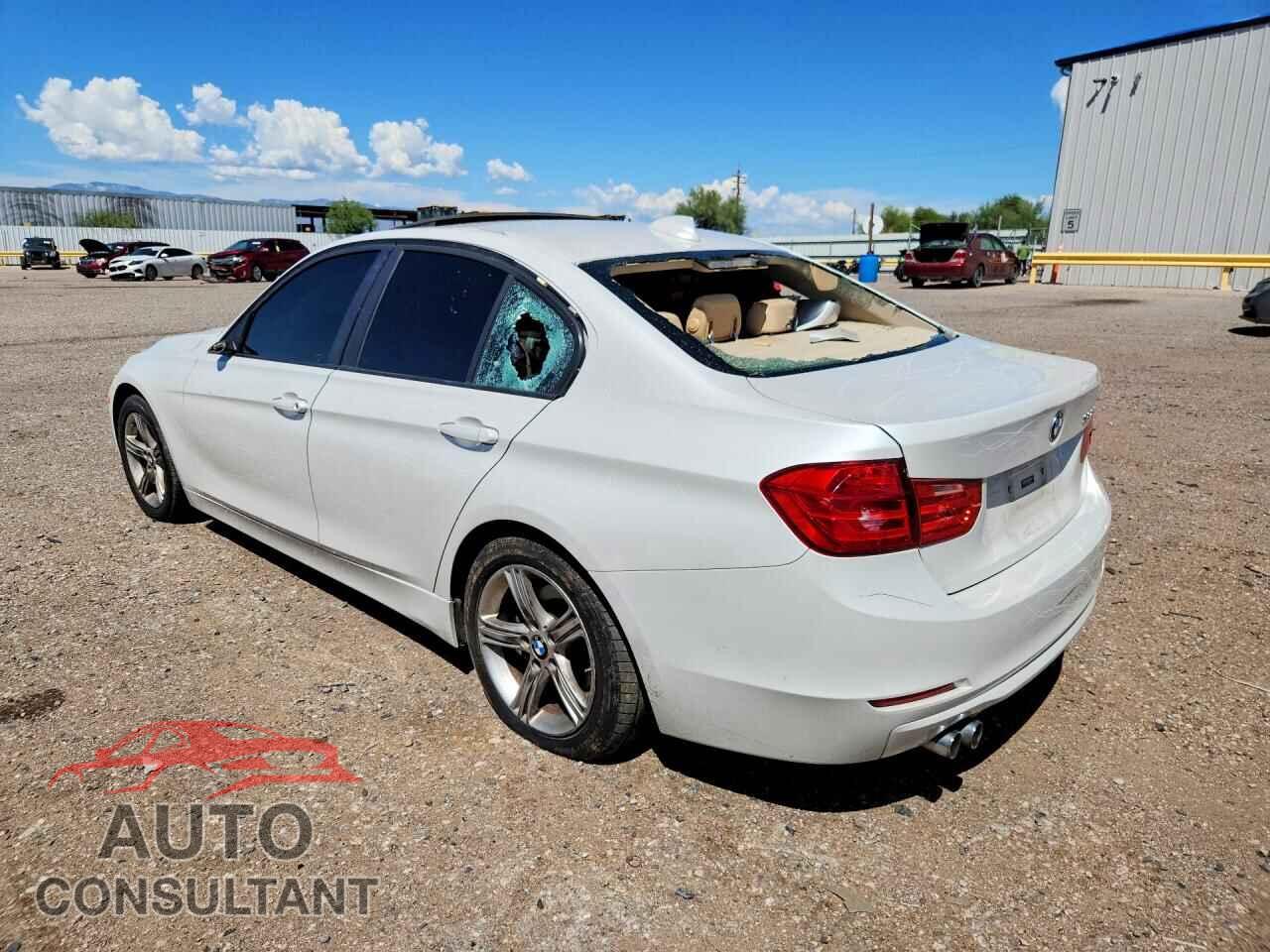 BMW 3 SERIES 2013 - WBA3A5C55DF359147