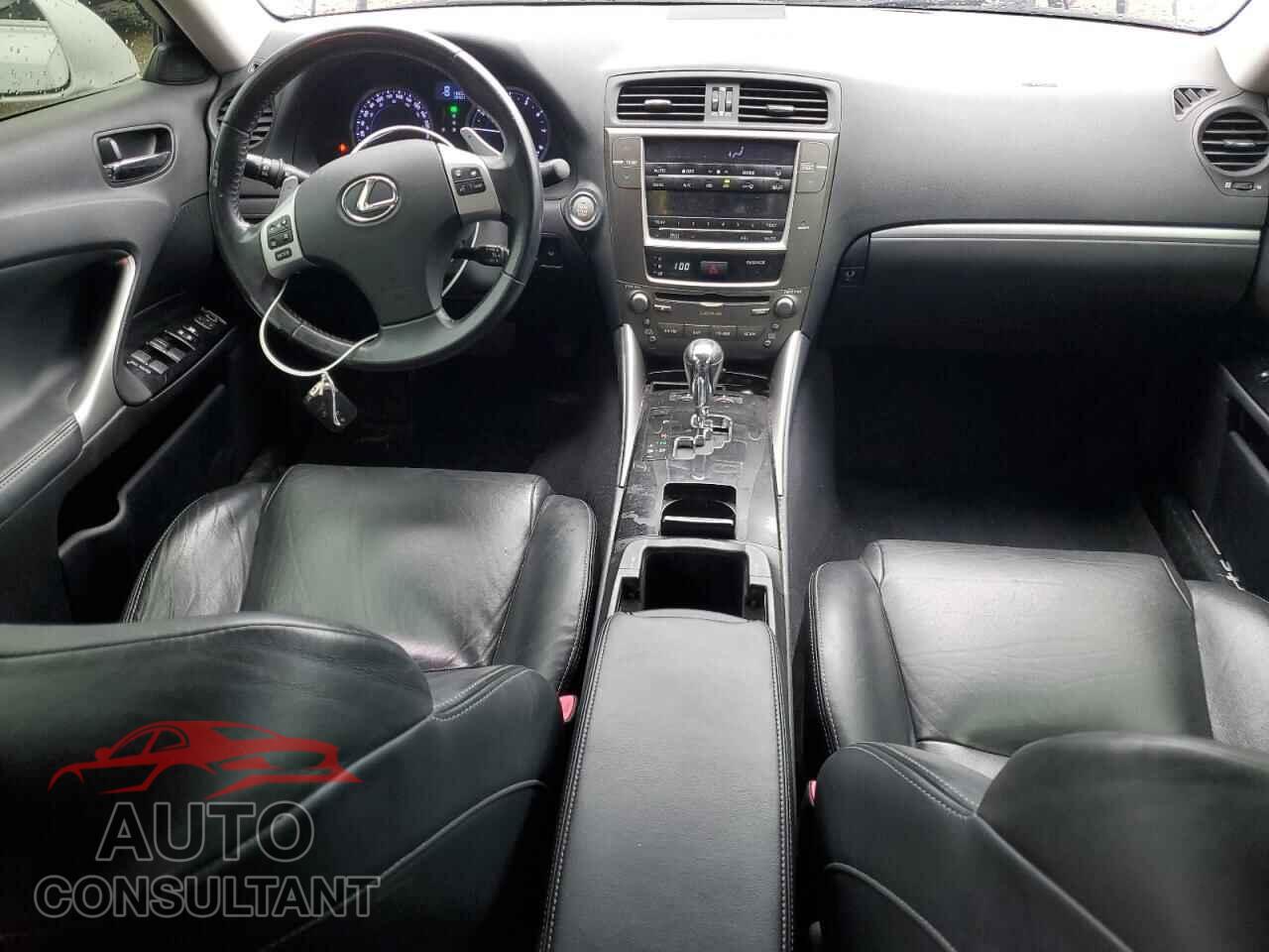 LEXUS IS 2012 - JTHCF5C25C5052882