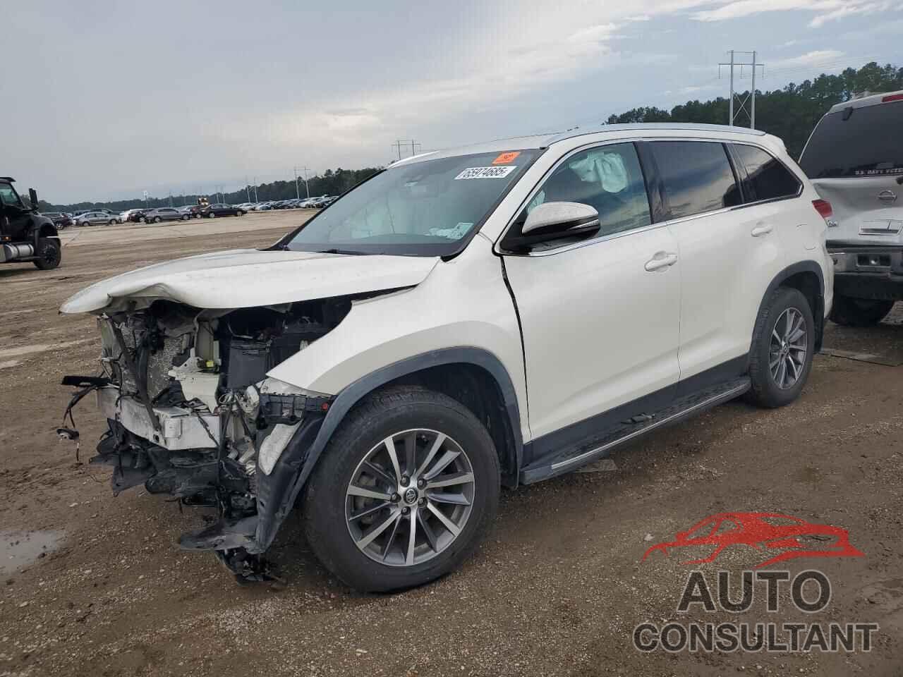 TOYOTA HIGHLANDER 2019 - 5TDKZRFH7KS573400