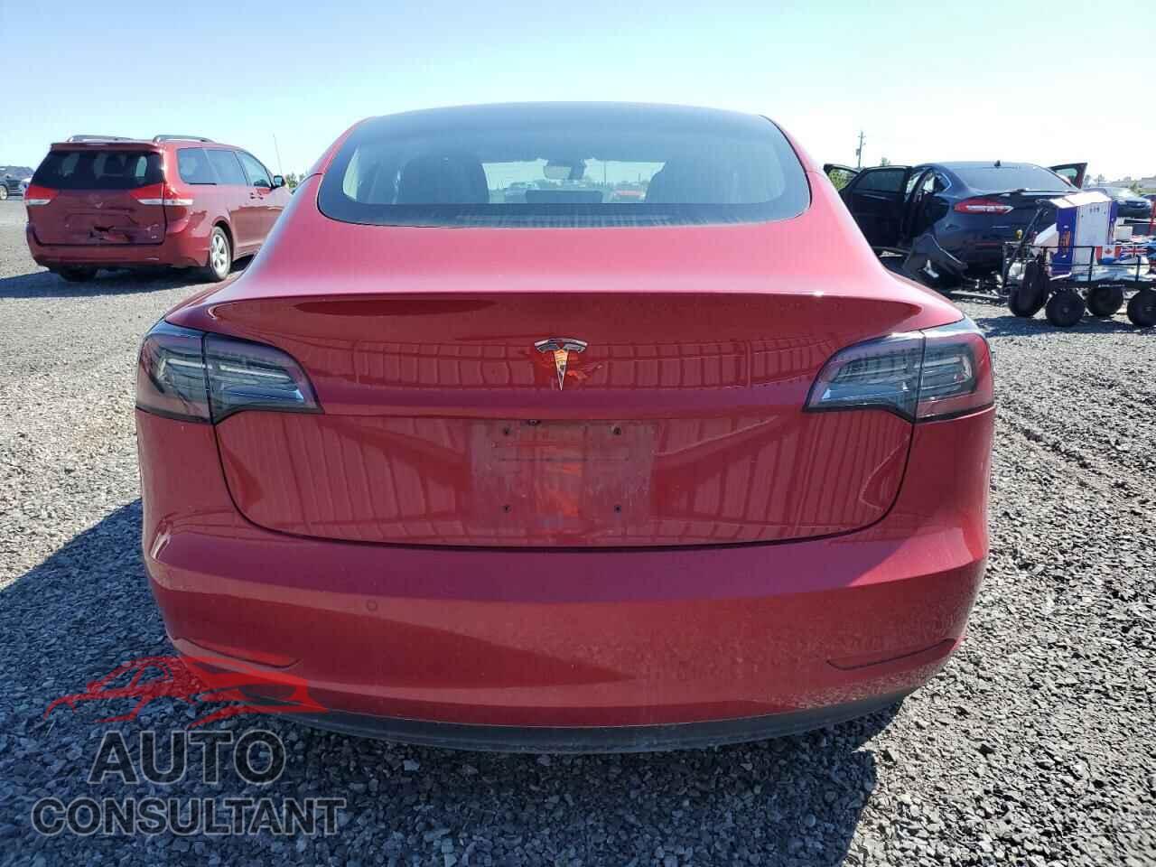 TESLA MODEL 3 2018 - 5YJ3E1EA1JF015390