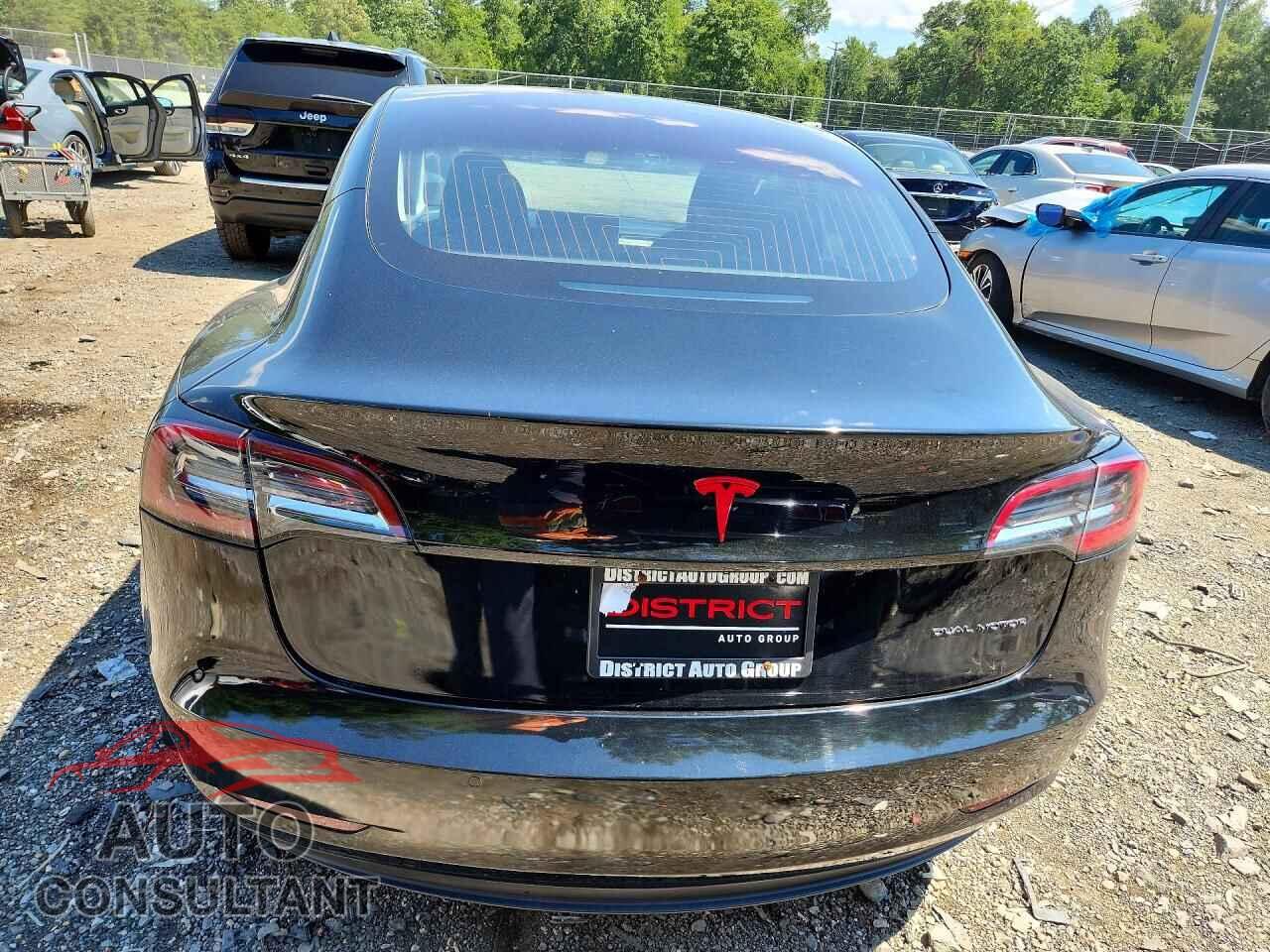 TESLA MODEL 3 2018 - 5YJ3E1EB6JF128082