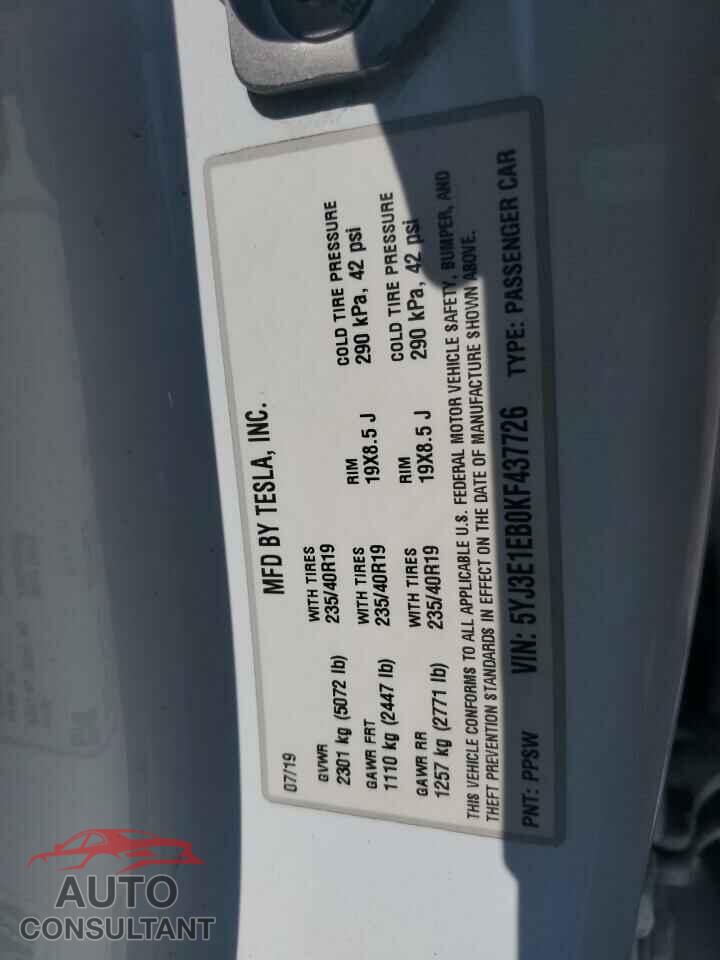 TESLA MODEL 3 2019 - 5YJ3E1EB0KF437726