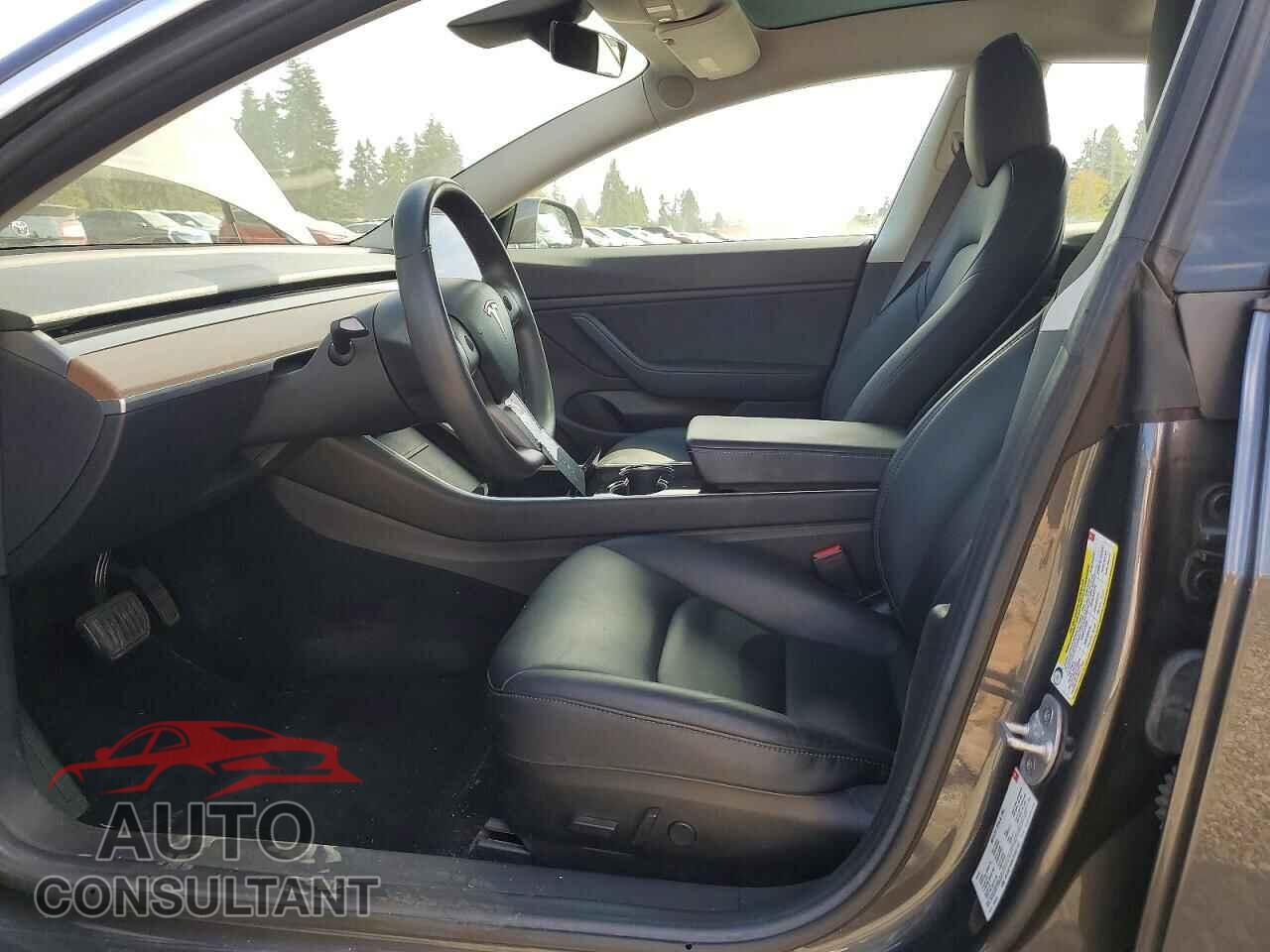 TESLA MODEL 3 2018 - 5YJ3E1EB8JF094145