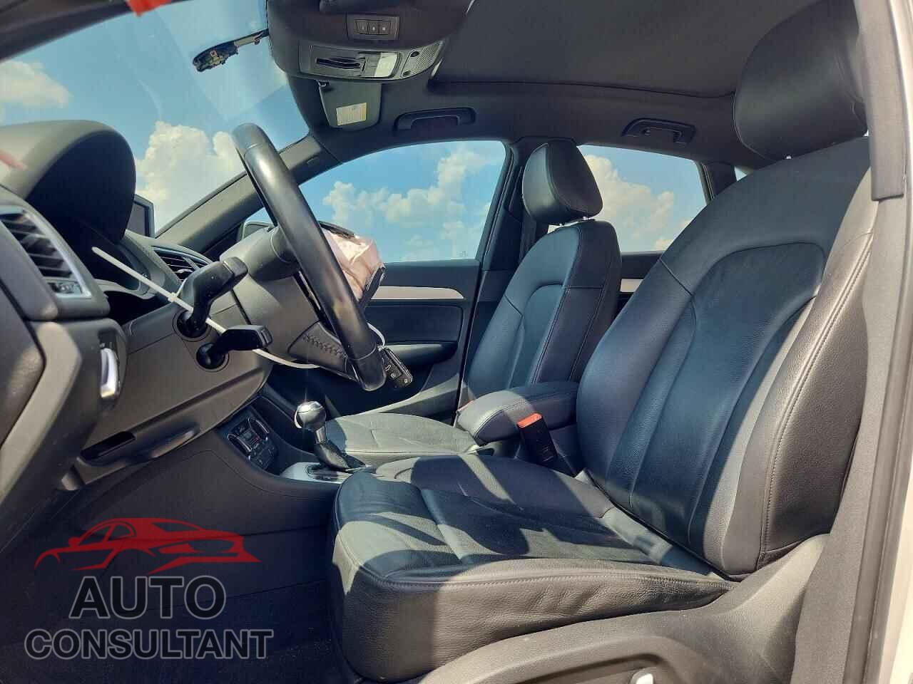 AUDI Q3 2017 - WA1BCCFS2HR008919