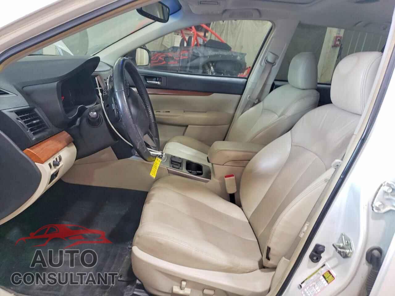 SUBARU OUTBACK 2014 - 4S4BRBLC5E3295310