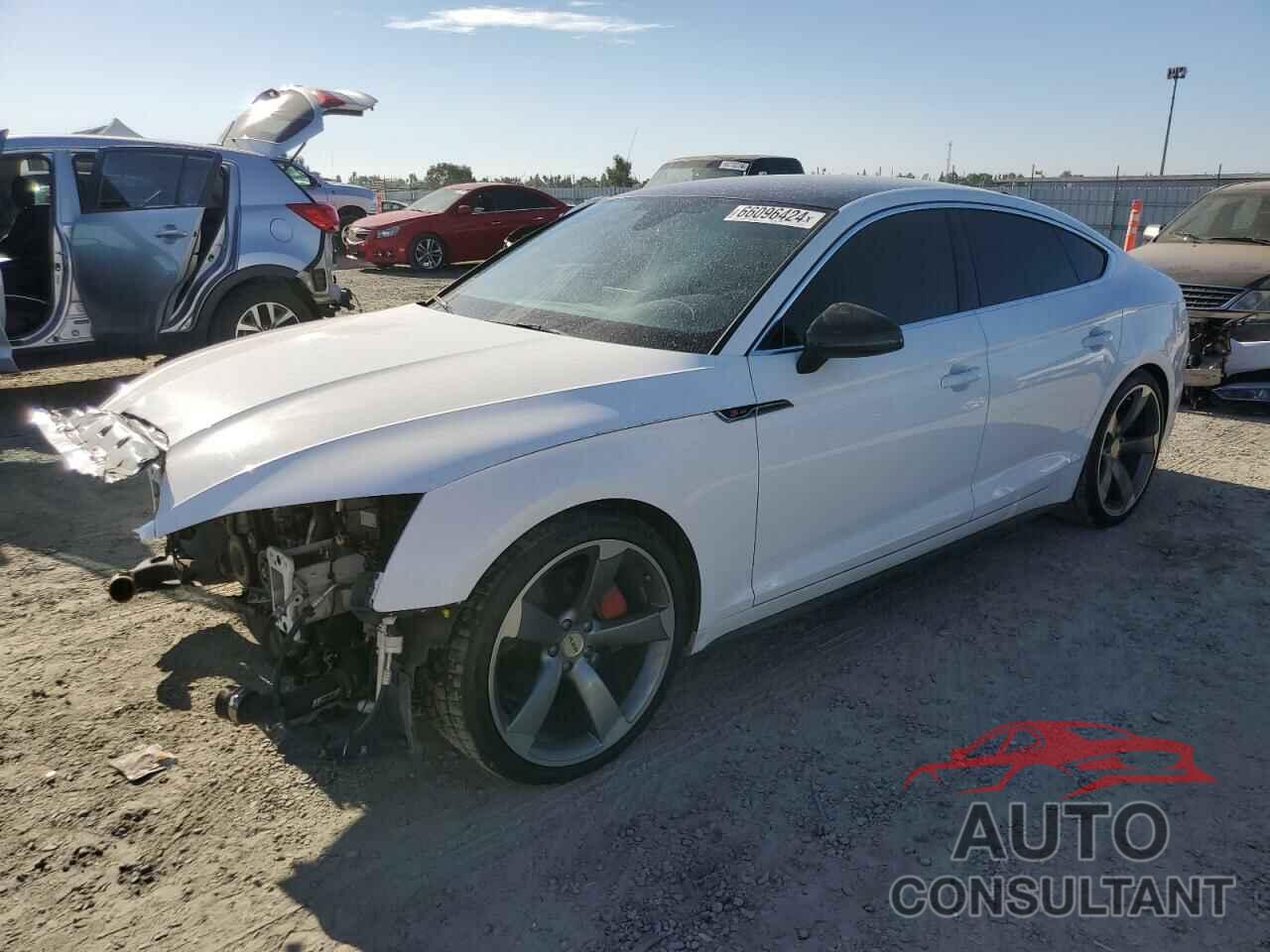 AUDI A5 2018 - WAUENCF54JA039159