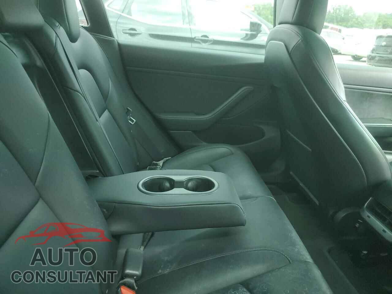 TESLA MODEL 3 2019 - 5YJ3E1EAXKF324616