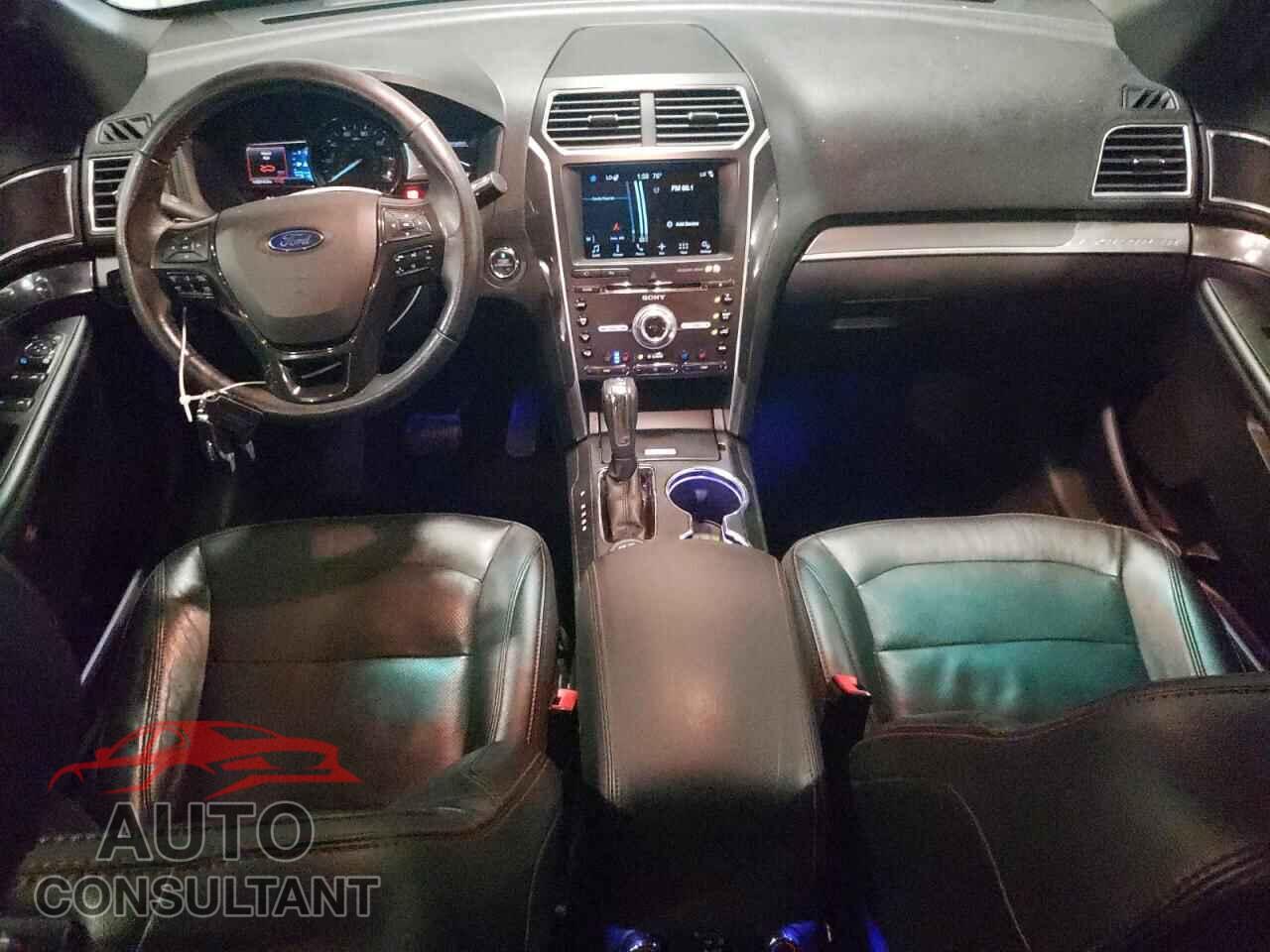 FORD EXPLORER 2017 - 1FM5K8GT4HGA22760
