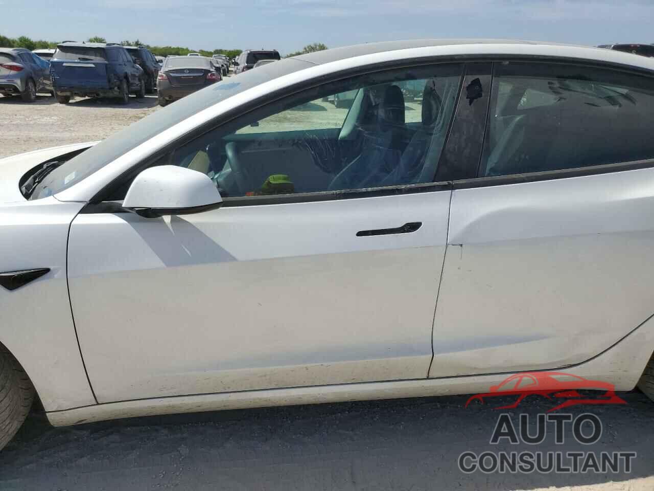 TESLA MODEL 3 2022 - 5YJ3E1EA3NF102875