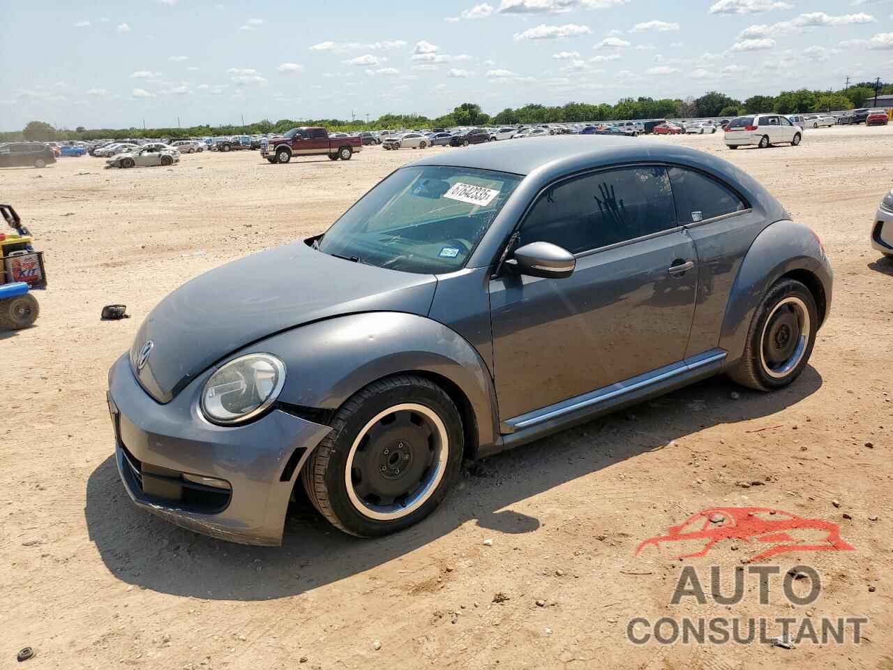 VOLKSWAGEN BEETLE 2012 - 3VWJX7AT4CM608586